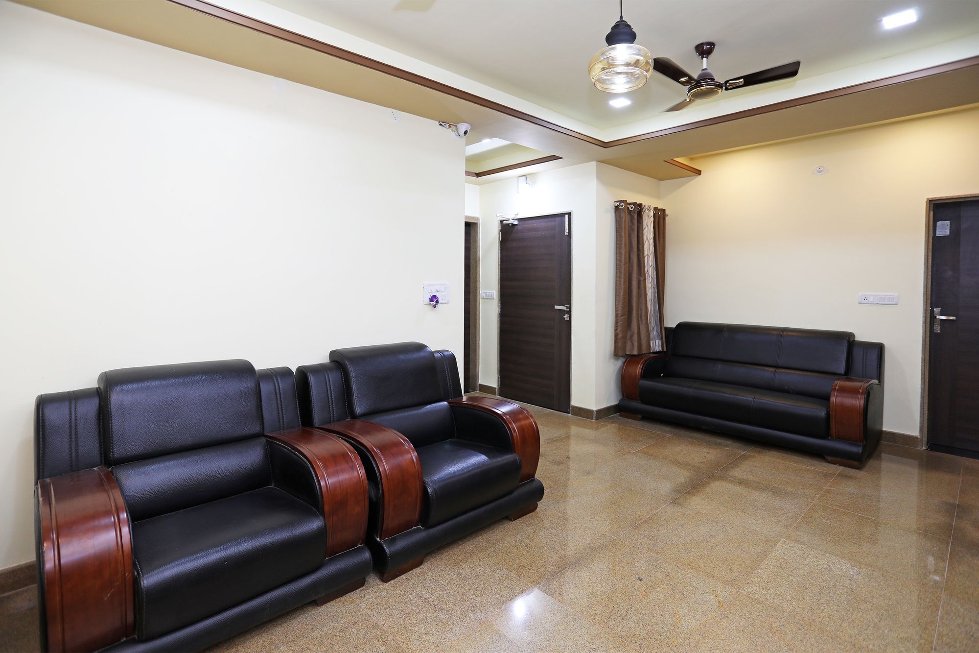 Oyo 9428 Hill View Room Goverdhan Vilas Udaipur Eksteriør billede